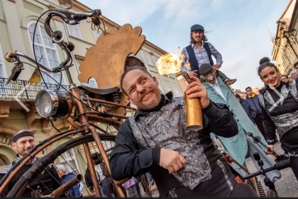 Steampunk zsonglőr előadás, All In Circus